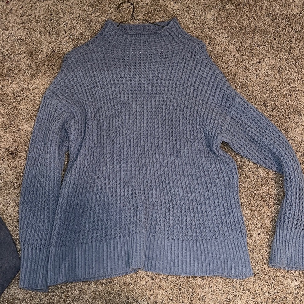 American eagle mock neck sweater